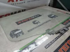 Стекло Двери Mercedes-Benz Atego 9737200147, переднее левое
