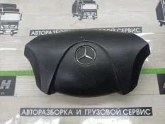 Крышка Mercedes-Benz Atego 9734640031 2