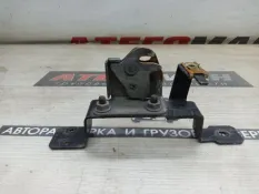 Замок капота Mercedes-Benz Atego 2014 9677500184 3 OM 934, передний левый