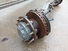 Балка подвески Mercedes-Benz Arocs 2015 9633310101 ТЯГАЧ 471.900 OM 471 LA, передняя