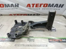 Кронштейн Mercedes-Benz Arocs 2015 9615501540 ТЯГАЧ 471.900 OM 471 LA