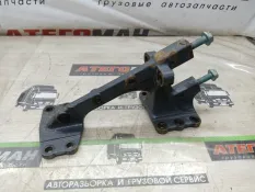 Кронштейн Mercedes-Benz Arocs 2015 9603250609 ТЯГАЧ 471.900 OM 471 LA, задний