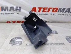 КРЫШКА ЗАГЛУШКА Mercedes-Benz Arocs 2015 9606841737 ТЯГАЧ 471.900 OM 471 LA