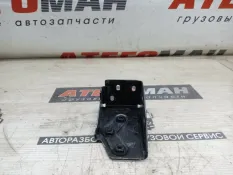 Кронштейн Mercedes-Benz Arocs 2015 9606601915 ТЯГАЧ 471.900 OM 471 LA, передний правый