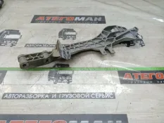 Кронштейн Mercedes-Benz Arocs 2015 9608858145 ТЯГАЧ 471.900 OM 471 LA