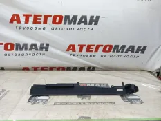 Накладка Mercedes-Benz Arocs 2015 9606924501 ТЯГАЧ 471.900 OM 471 LA, передняя левая