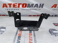 Кронштейн Mercedes-Benz Axor 2013 9403100658 1824 OM906, задний левый