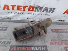 Кронштейн Mercedes-Benz Axor 2013 9433234384 1824 OM906, передний правый