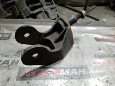 Кронштейн Mercedes-Benz Axor 2013 9408912820 1824 OM906, передний левый