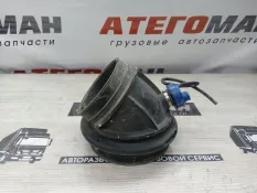 Патрубок Volvo FH (4) 2017 21115482 13.460 ТЯГАЧ