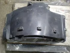 Подкрылок Mercedes-Benz Axor 2013 9408811301 1824 OM906, передний левый