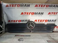 Решетка радиатора Mercedes-Benz Atego 9738800185 8 СЕРИИ, передняя