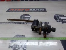 Кран уровня пола (воздушный) Mercedes-Benz Atego 2003 0015420018 815 OM 904 LA
