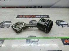 Поршень Mercedes-Benz Axor 2013 9060305318 1824 OM906