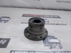 Фланец Mercedes-Benz Atego 9060300609 OM 906 LA