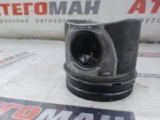 Поршень Mercedes-Benz Actros 5410303937 OM 501 LA