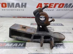 КРОНШТЕЙН СТАБИЛИЗАТОРА Mercedes-Benz Axor 9433235884, передний правый