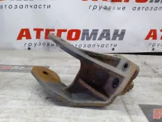 Кронштейн Mercedes-Benz Atego 9408912920, передний правый