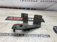 Кронштейн Mercedes-Benz Atego 9703100653, передний