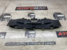 Накладка Mercedes-Benz Atego 9406890031