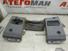 Накладка Mercedes-Benz Atego 9406800806, передняя
