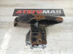 КРОНШТЕЙН БАМПЕРА Mercedes-Benz Atego 9738800414, передний правый