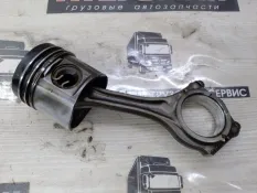 Поршень Mercedes-Benz Atego 9060300620 OM 906 LA