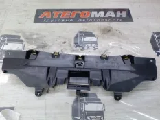 Накладка Mercedes-Benz Atego 9406890031