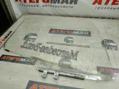 Стекло Двери Mercedes-Benz Atego 9737200147, переднее левое