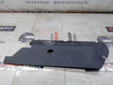 Крышка Mercedes-Benz Atego 9060742247 OM906