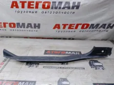 Накладка Volvo FH (4) 2017 82212693 13.460 ТЯГАЧ, передняя правая
