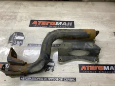 Кронштейн Mercedes-Benz Atego 2003 9705201433 818 OM 904 LA, задний левый