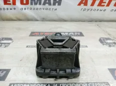 Подушка двигателя Mercedes-Benz Axor 2008 9402401318 1824 OM 906