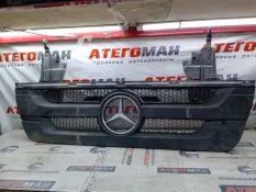 Решетка радиатора Mercedes-Benz Actros 2010 9437501418 ТЯГАЧ OM 501 LA