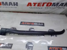 Накладка стойки лобового стекла Mercedes-Benz Atego 9406981262, передняя правая