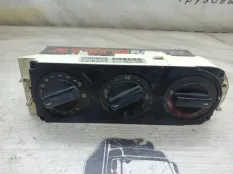 Блок управления печкой Mercedes-Benz Atego 0004460728