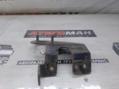 Кронштейн Кабины Mercedes-Benz Atego 9733100253, передний