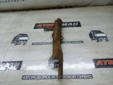 Кронштейн Подножки Mercedes-Benz Atego 9736660235 1523, передний правый
