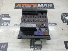 Блок предохранителей Mercedes-Benz Atego 9415422034