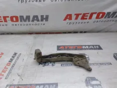 Кронштейн Mercedes-Benz Atego 2003 9406660531 1823 ОМ906 LAIII, задний правый