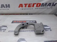 КРОНШТЕЙН БАМПЕРА Mercedes-Benz Atego 2003 9408851331 1823 ОМ906 LAIII, передний правый