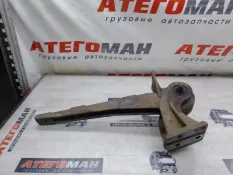Кронштейн Mercedes-Benz Atego 2003 9408912120 1823 ОМ906 LAIII, передний правый