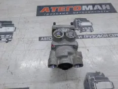 Главный тормозной кран Mercedes-Benz Atego 2212258