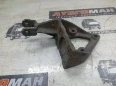 Кронштейн замка кабины Mercedes-Benz Actros 9673171401, задний