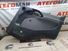 Обшивка двери Mercedes-Benz Atego 9737200270, передняя правая