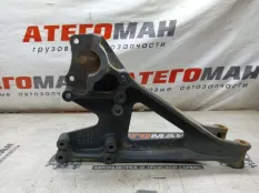 Кронштейн реактивной тяги Mercedes-Benz Atego 9743250309, задний левый