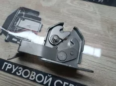 Замок капота Mercedes-Benz Atego 9737500050, передний левый