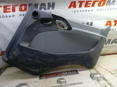 Обшивка двери Mercedes-Benz Atego 9737200270, передняя правая