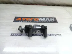 Кронштейн Mercedes-Benz Atego 9360110345