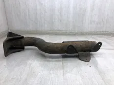 Кронштейн Крыла Mercedes-Benz Atego 9745201633, задний